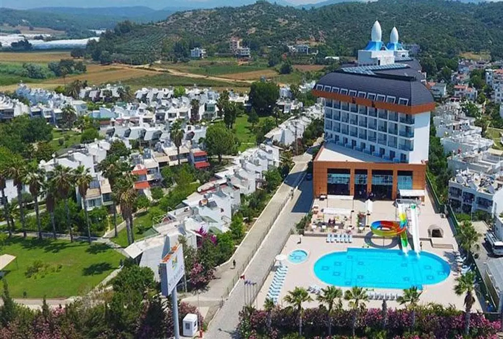 hotel throne beach alanya_shabavizparvaz_07.jpg